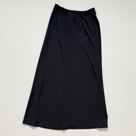 Carmen Marc Valvo Navy High Waisted Flowy Maxi Skirt, Size 8 - Picture 7 of 7